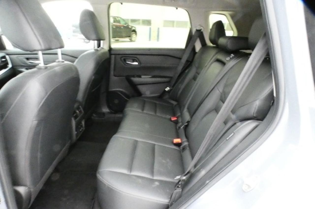 2024 Nissan Rogue SL AWD w/Htd Leather, pano S/R, NAV, BUC - Photo #10