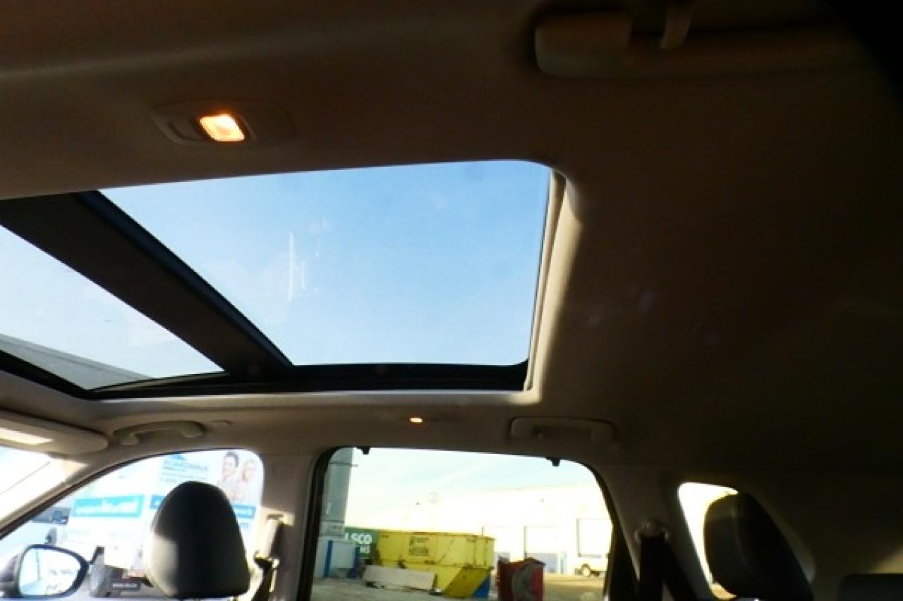 2024 Nissan Rogue SL AWD w/Htd Leather, pano S/R, NAV, BUC - Photo #19