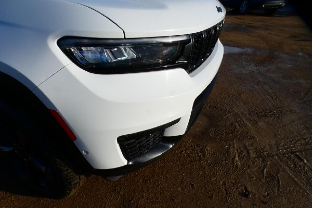 2024 Jeep Grand Cherokee L. Limited 4x4 w/H&C Learther, pano S/R, NAV, BUC - Photo #42