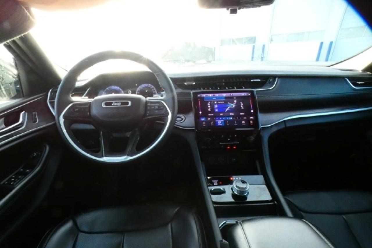 2024 Jeep Grand Cherokee L. Limited 4x4 w/H&C Learther, pano S/R, NAV, BUC - Photo #12