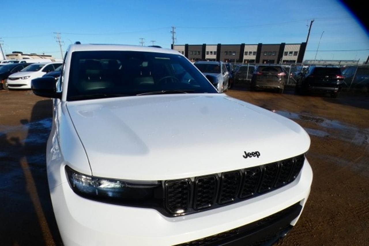 2024 Jeep Grand Cherokee L. Limited 4x4 w/H&C Learther, pano S/R, NAV, BUC - Photo #38