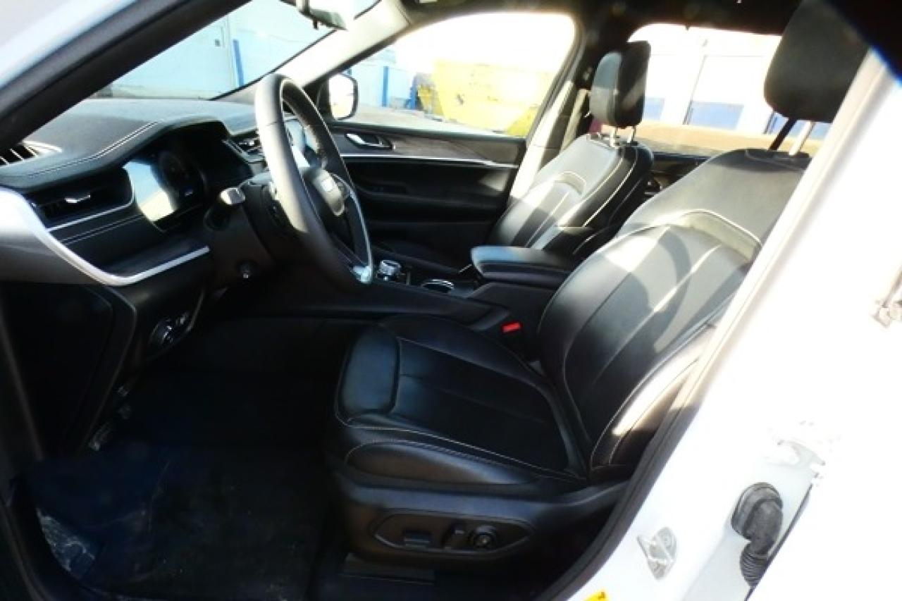 2024 Jeep Grand Cherokee L. Limited 4x4 w/H&C Learther, pano S/R, NAV, BUC - Photo #11