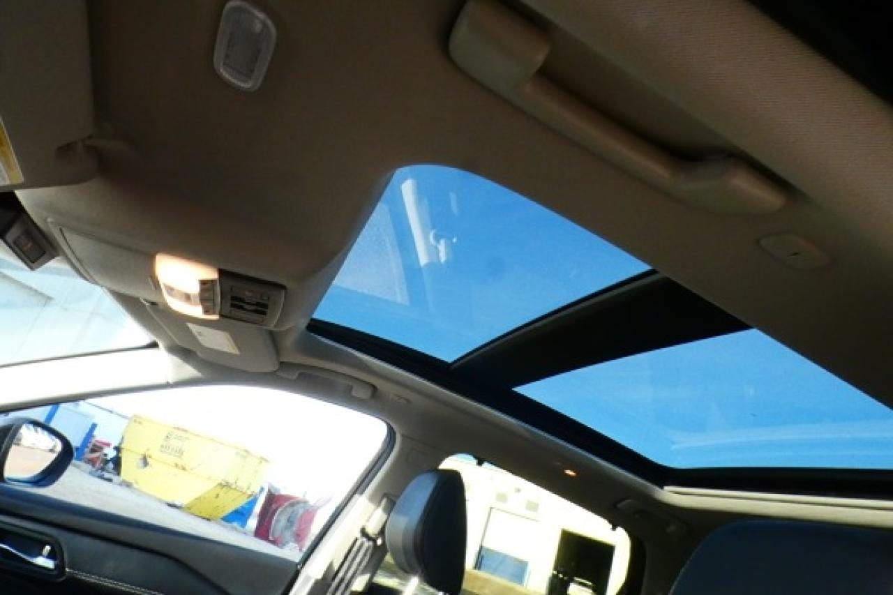 2024 Nissan Rogue SL AWD w/Htd Leather, pano S/R, NAV, BUC - Photo #19