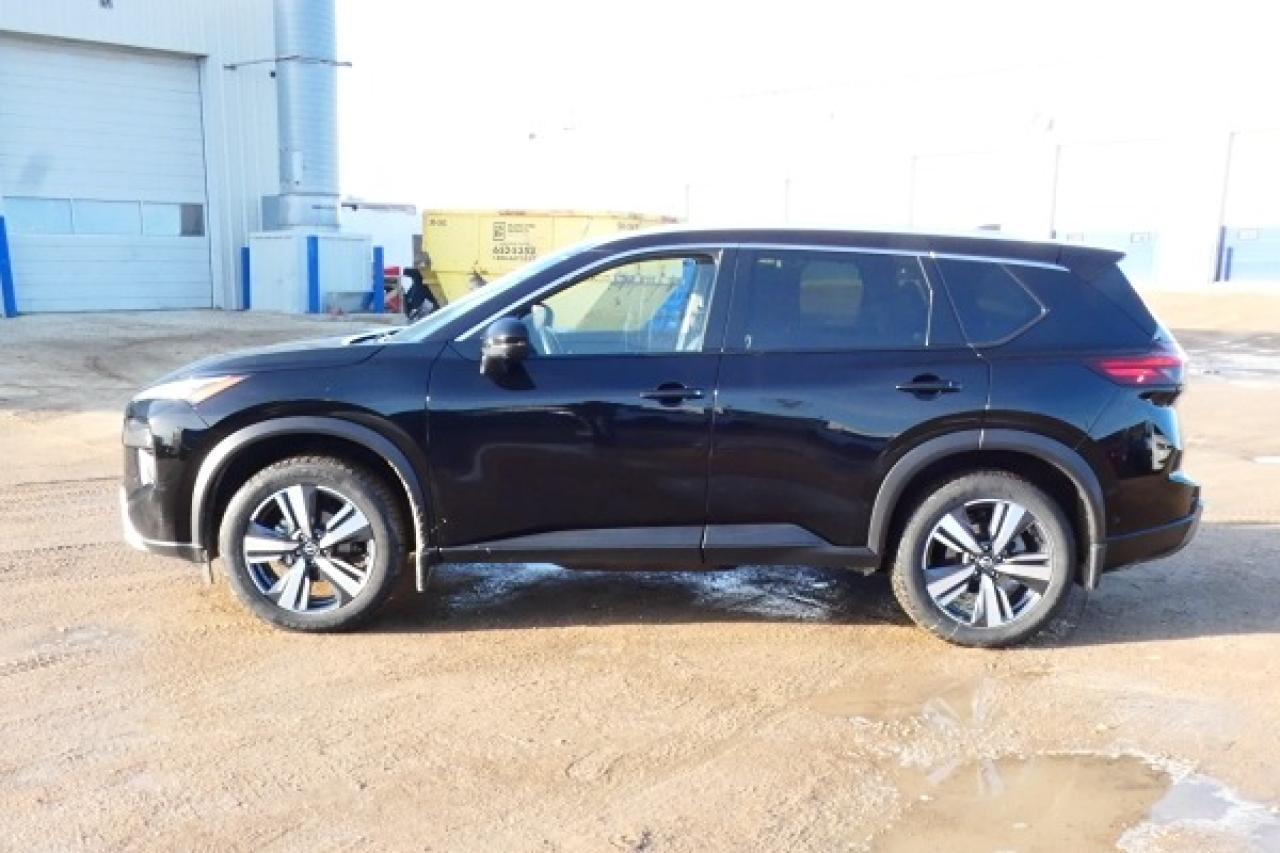 2024 Nissan Rogue SL AWD w/Htd Leather, pano S/R, NAV, BUC