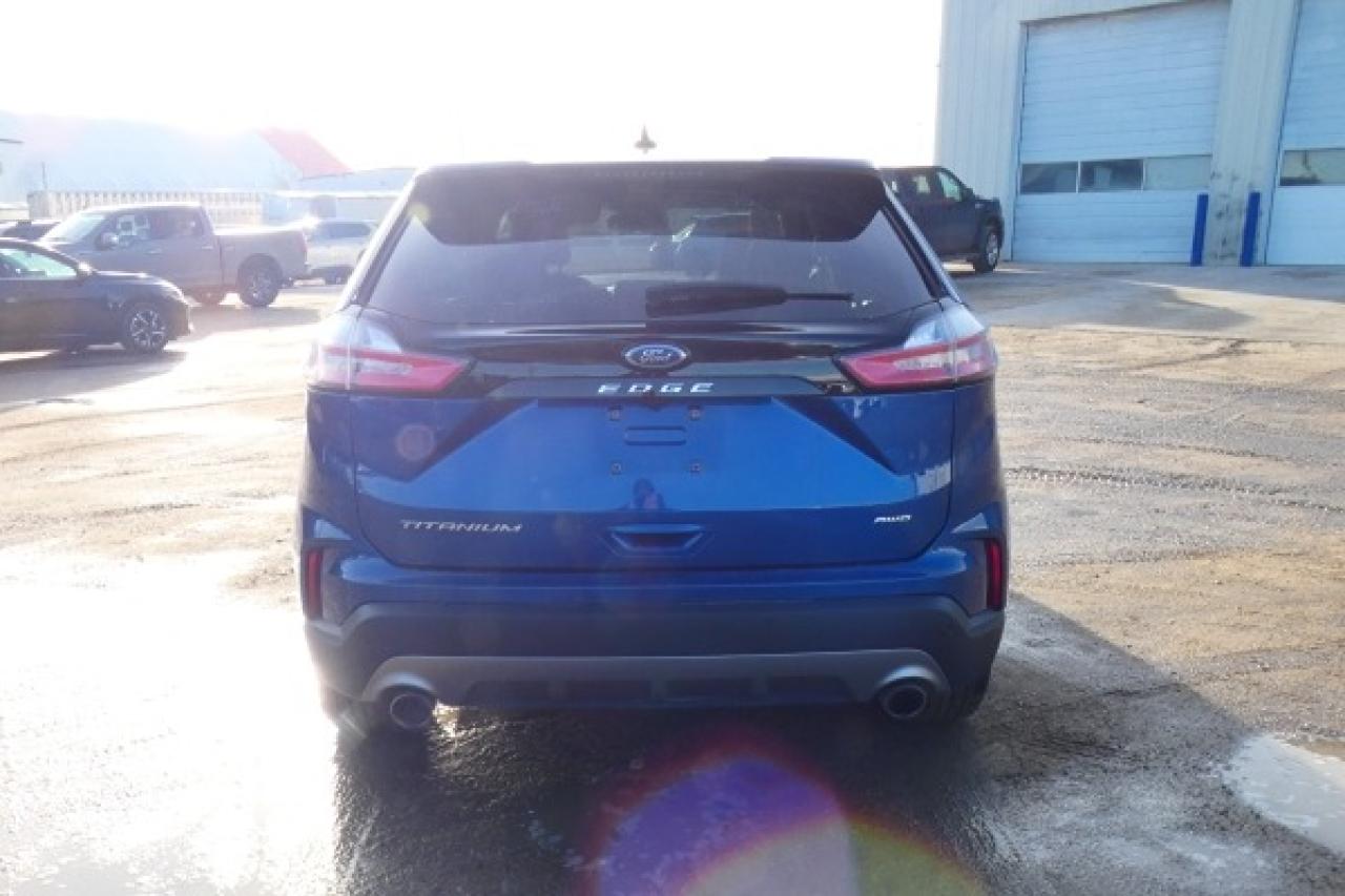 2024 Ford Edge Titanium AWD w/Htd Leather, pano S/R, BUC - Photo #7