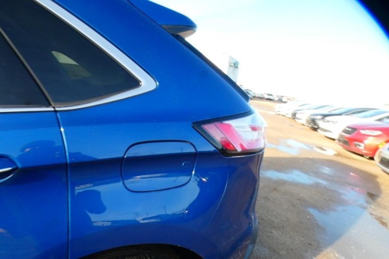 2024 Ford Edge Titanium AWD w/Htd Leather, pano S/R, BUC - Photo #24