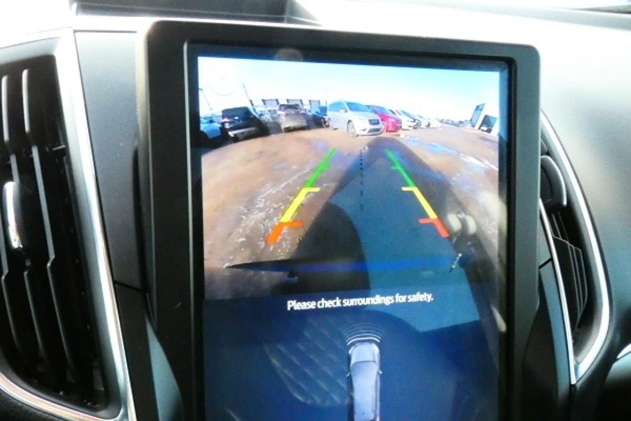 2024 Ford Edge Titanium AWD w/Htd Leather, pano S/R, BUC - Photo #14