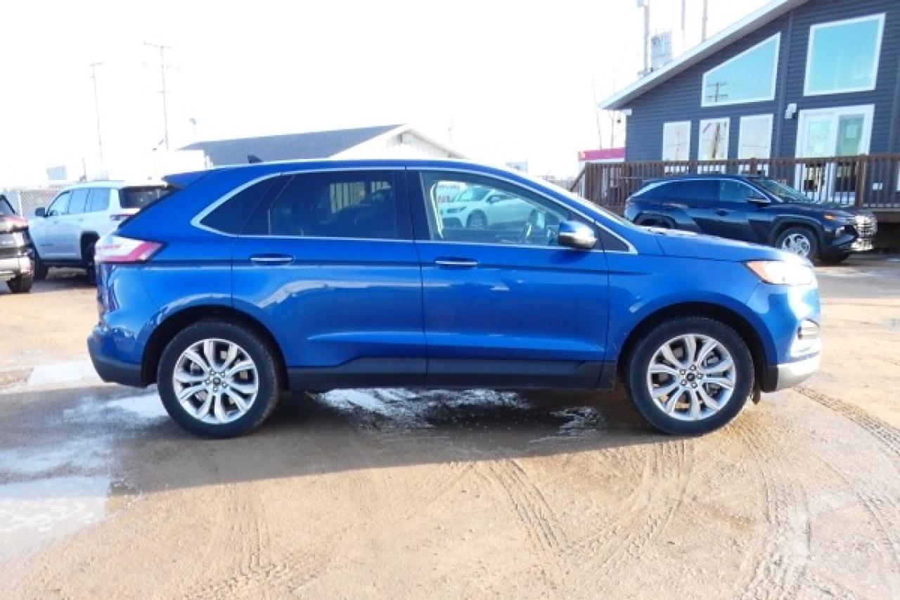 2024 Ford Edge Titanium AWD w/Htd Leather, pano S/R, BUC - Photo #5