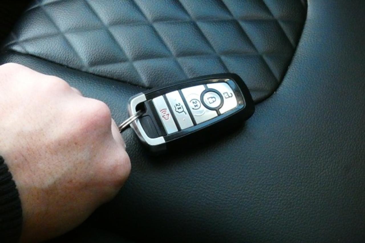 2024 Ford Edge Titanium AWD w/Htd Leather, pano S/R, BUC - Photo #21