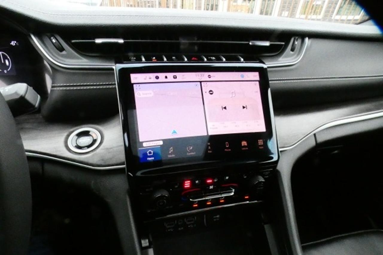 2024 Jeep Grand Cherokee L. Limited 4x4 w/H&C Leather, pano S/R, NAV, BUC - Photo #16