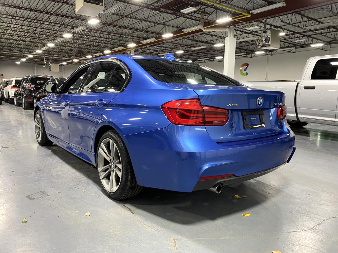 2018 BMW 3 Series 328d xDrive Photo2