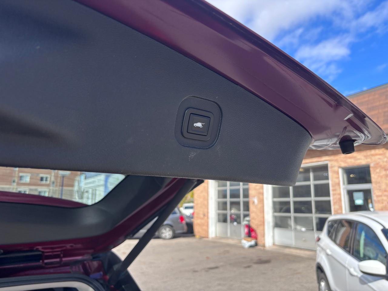 2016 Chevrolet Equinox AWD LTZ ONE OWNER 6 CYL! - Photo #13