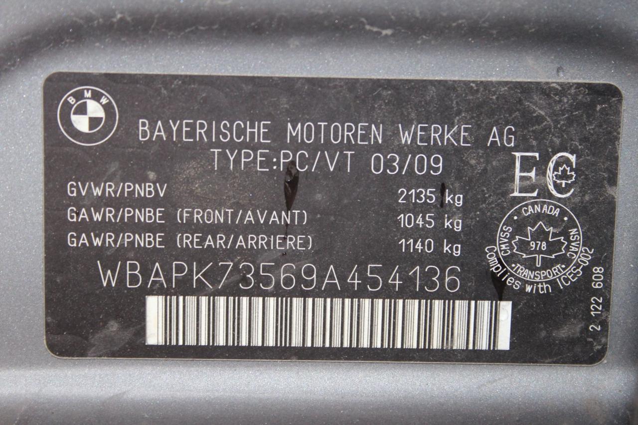 2009 BMW 3 Series 328i xDrive Photo