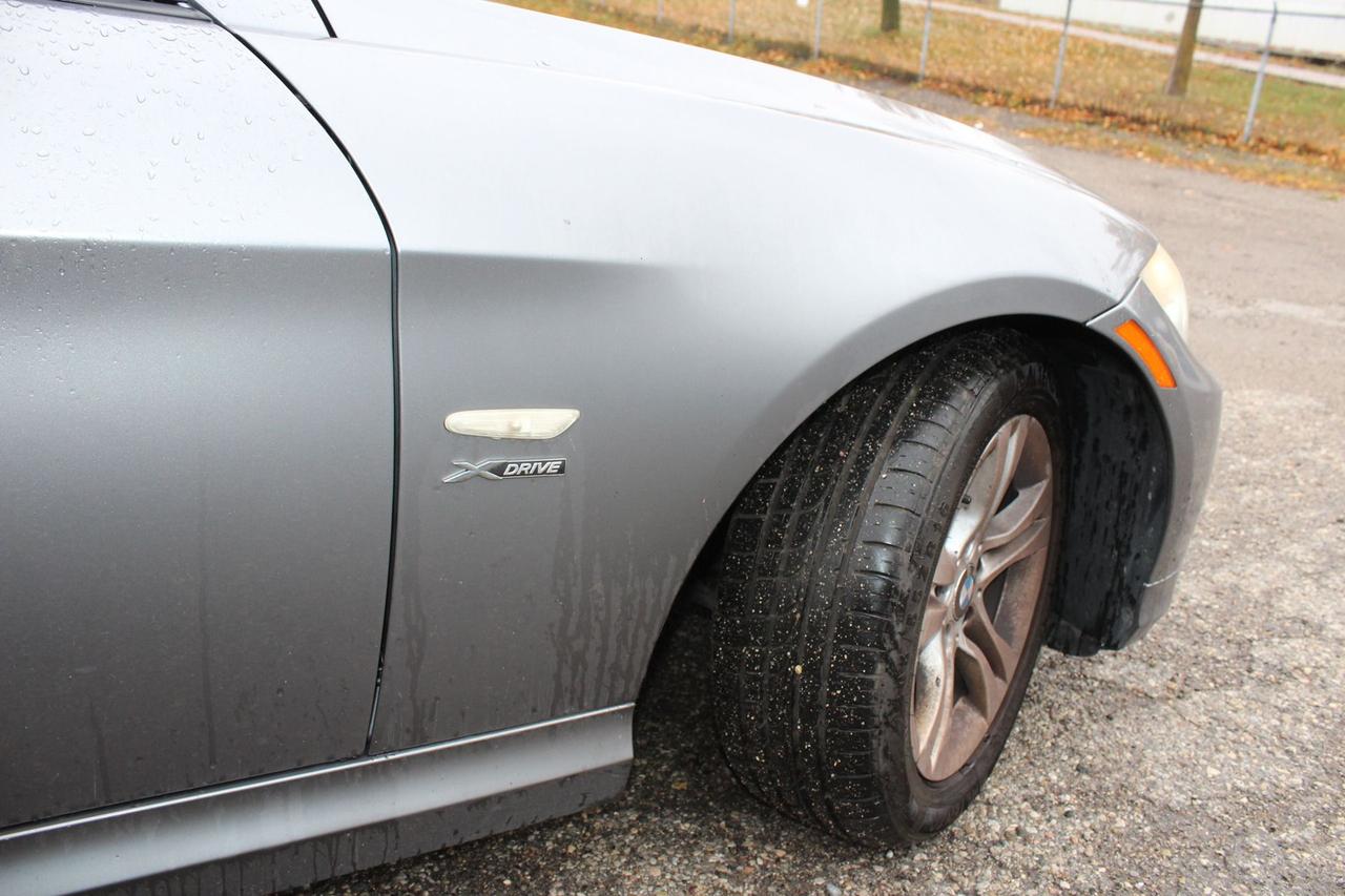 2009 BMW 3 Series 328i xDrive Photo