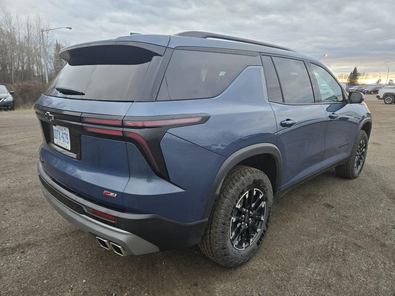 2024 Chevrolet Traverse Z71 Photo3