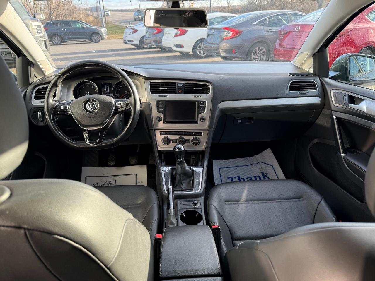 2016 Volkswagen Golf 1.8 TSI Trendline Photo