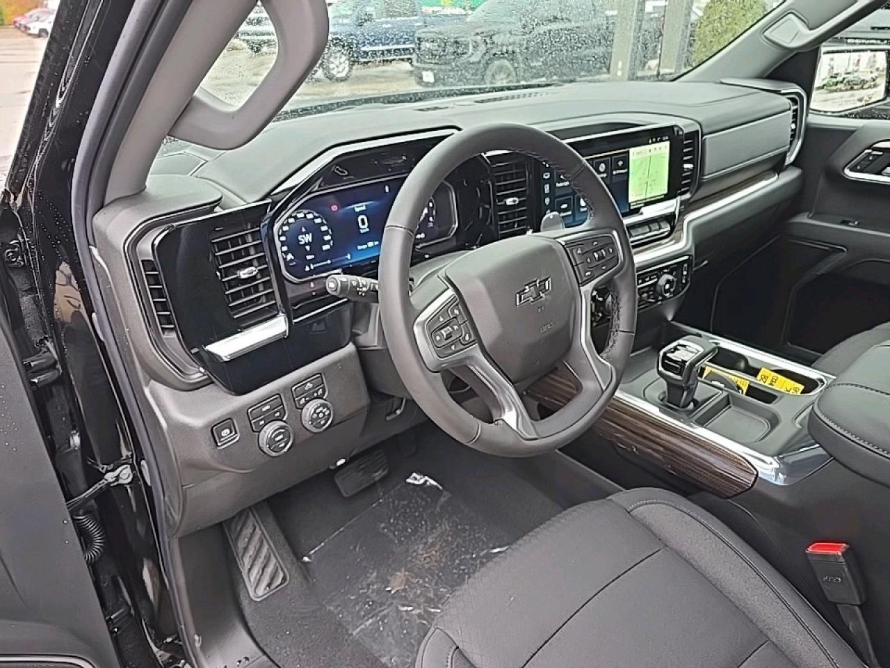 2026 Chevrolet Silverado 1500 RST Photo3