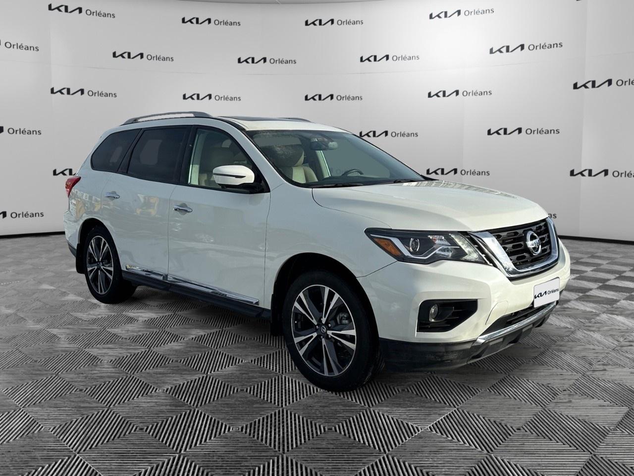 2020 Nissan Pathfinder 4x4 Platinum Photo2
