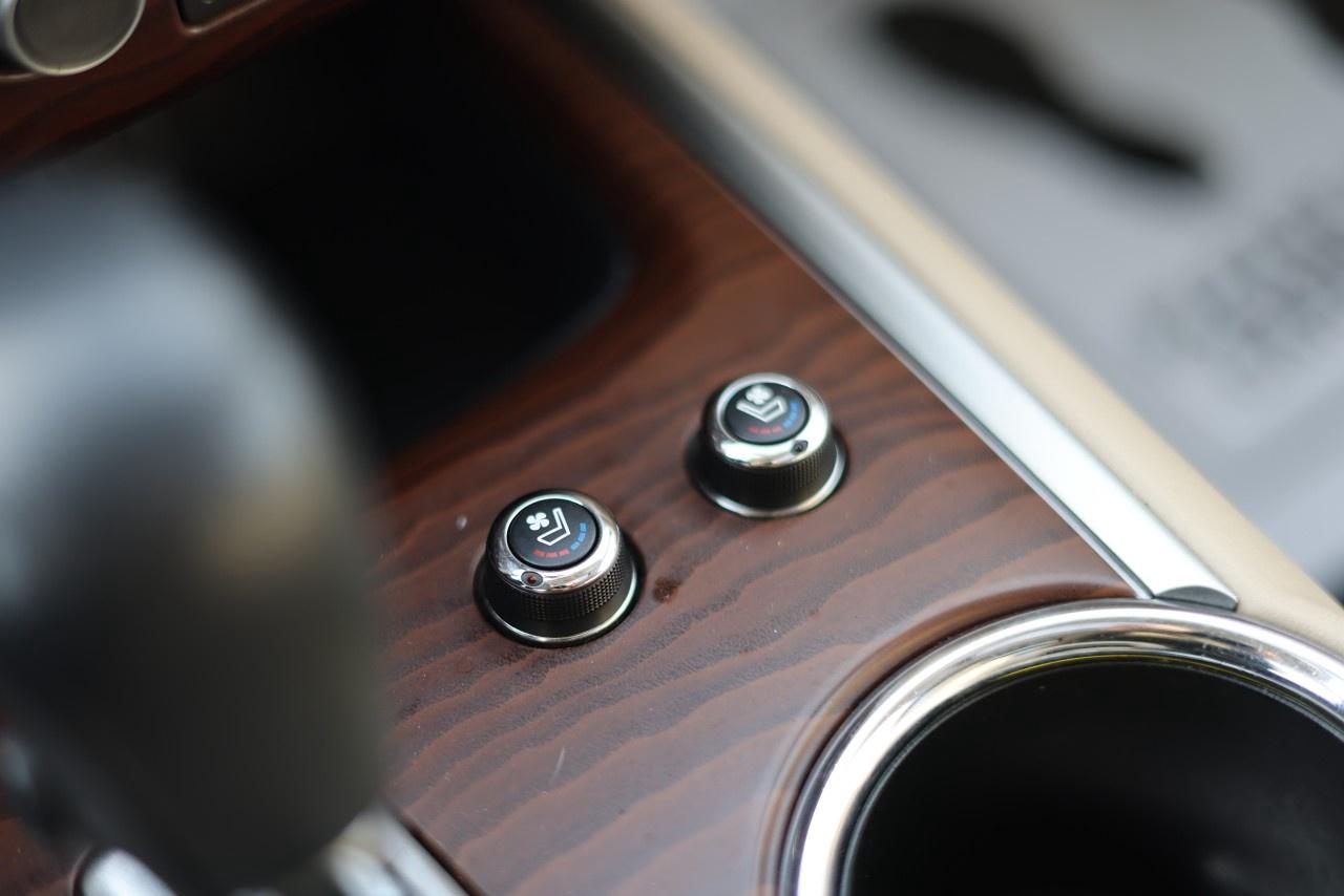 2020 Nissan Pathfinder 4x4 Platinum Photo