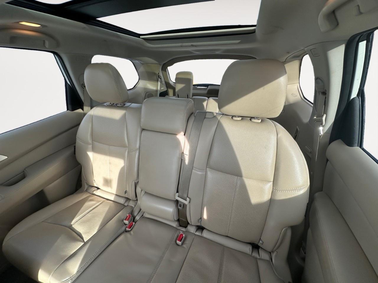 2020 Nissan Pathfinder 4x4 Platinum Photo