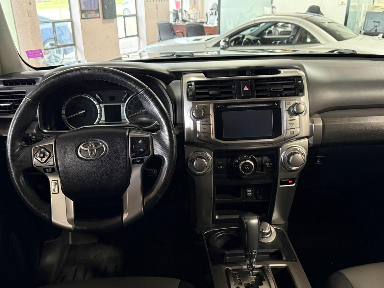 2016 Toyota 4Runner SR5 - SUNROOF|7PASSENGER|HEATEDSEATS|NAVI - Photo #11