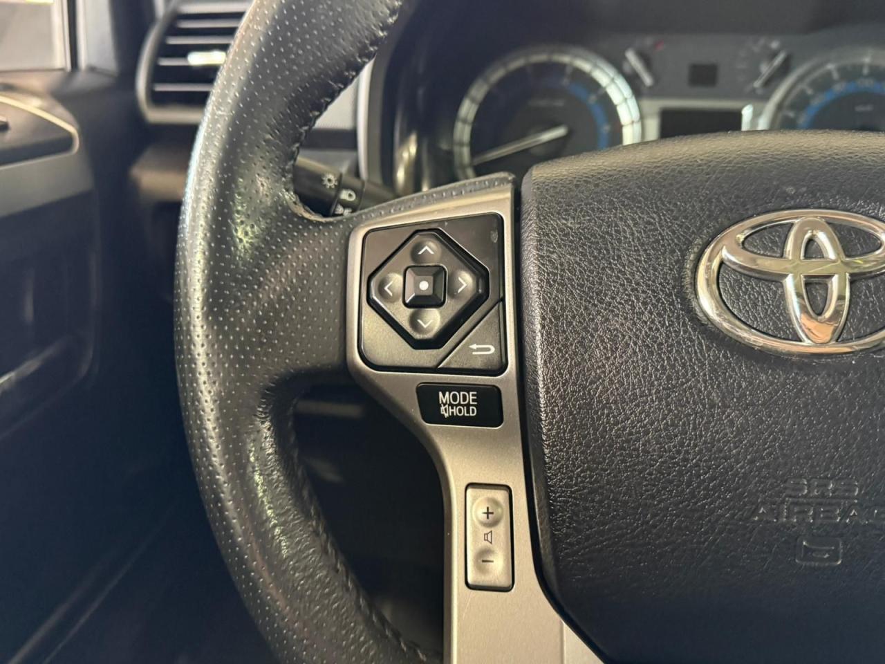 2016 Toyota 4Runner SR5 - SUNROOF|7PASSENGER|HEATEDSEATS|NAVI - Photo #14