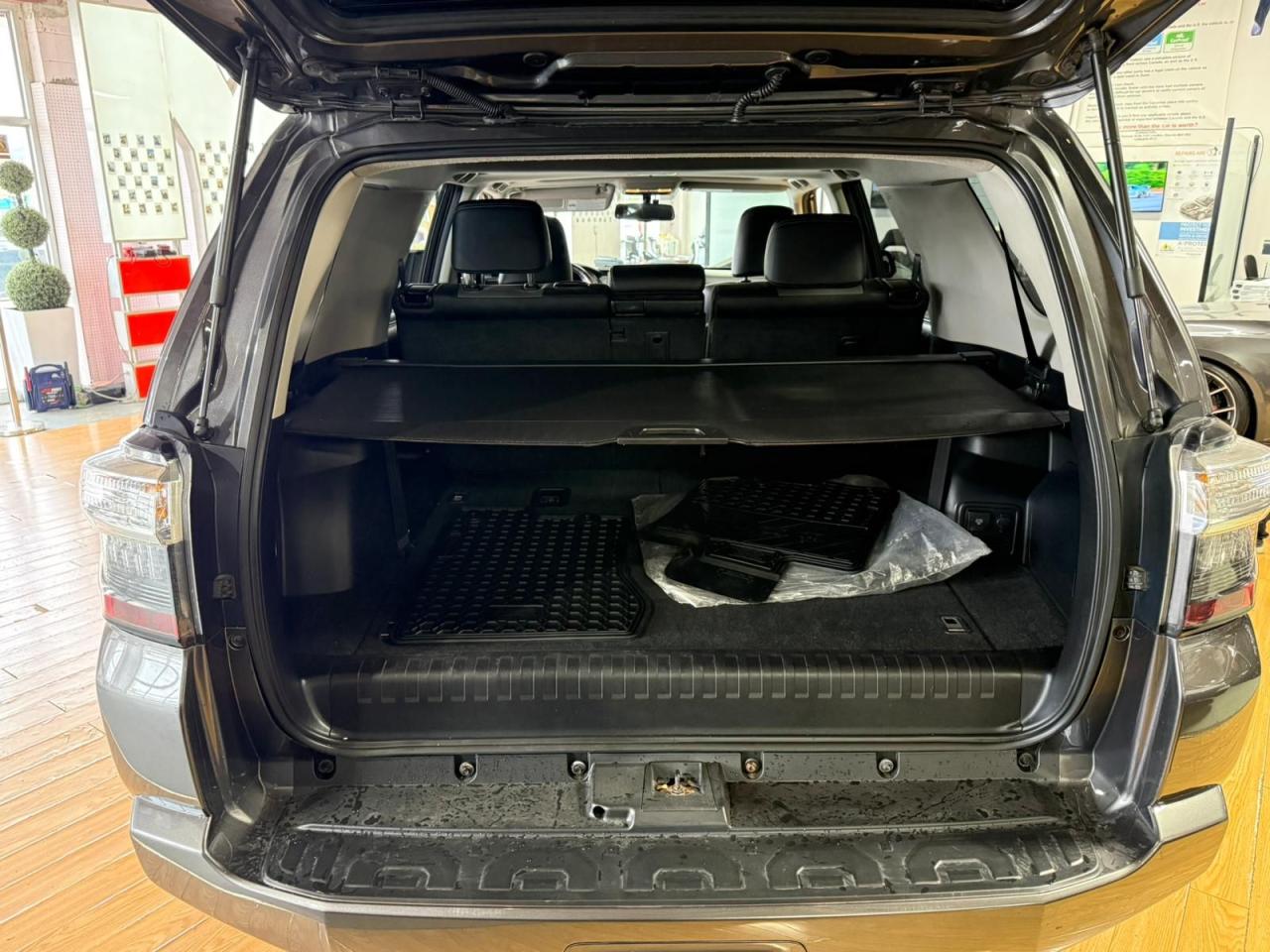 2016 Toyota 4Runner SR5 - SUNROOF|7PASSENGER|HEATEDSEATS|NAVI - Photo #20