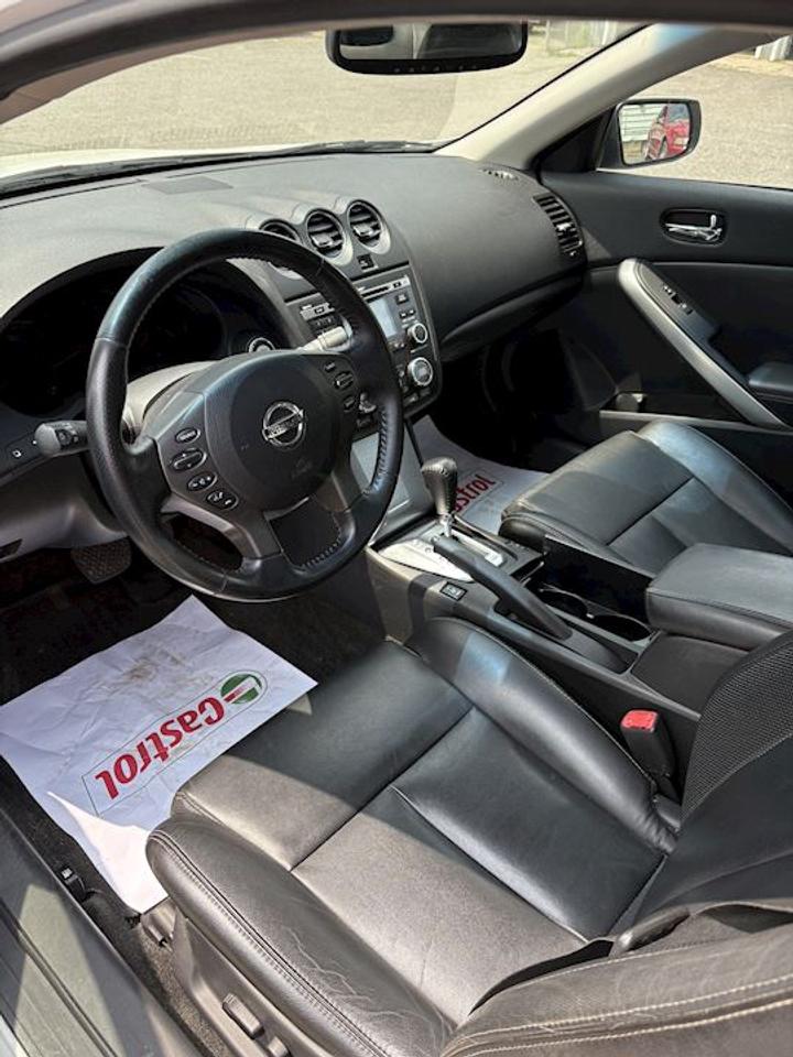 2012 Nissan Altima 2.5 S Photo