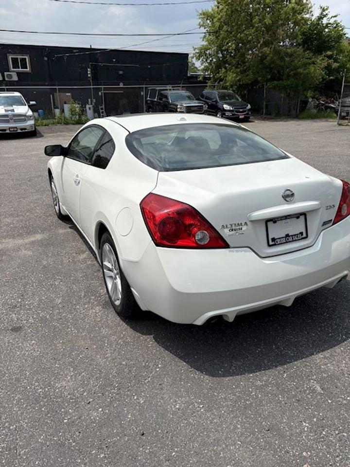 2012 Nissan Altima 2.5 S Photo1