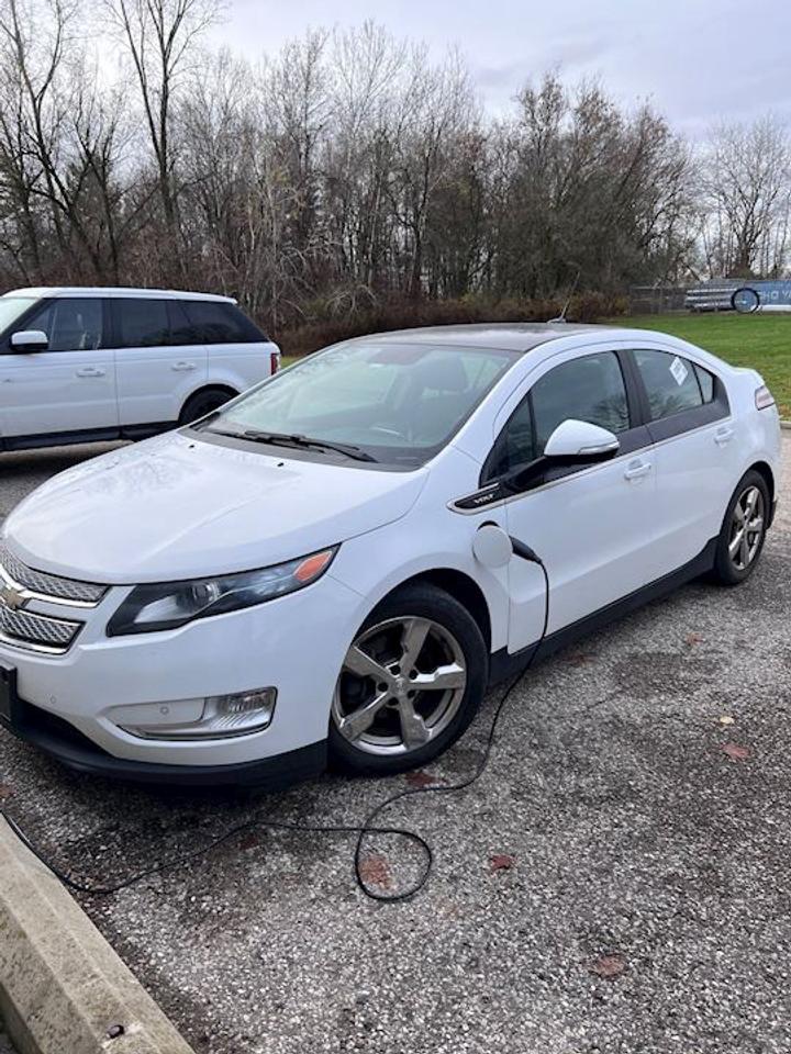 2012 Chevrolet Volt  Photo0