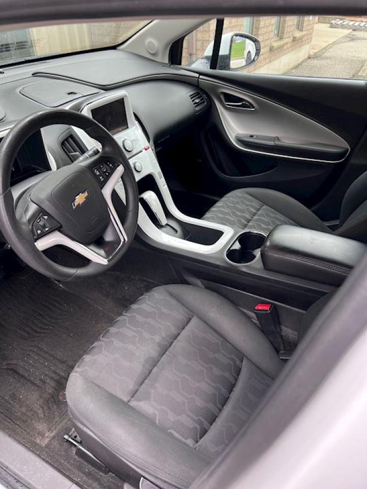 2012 Chevrolet Volt  Photo