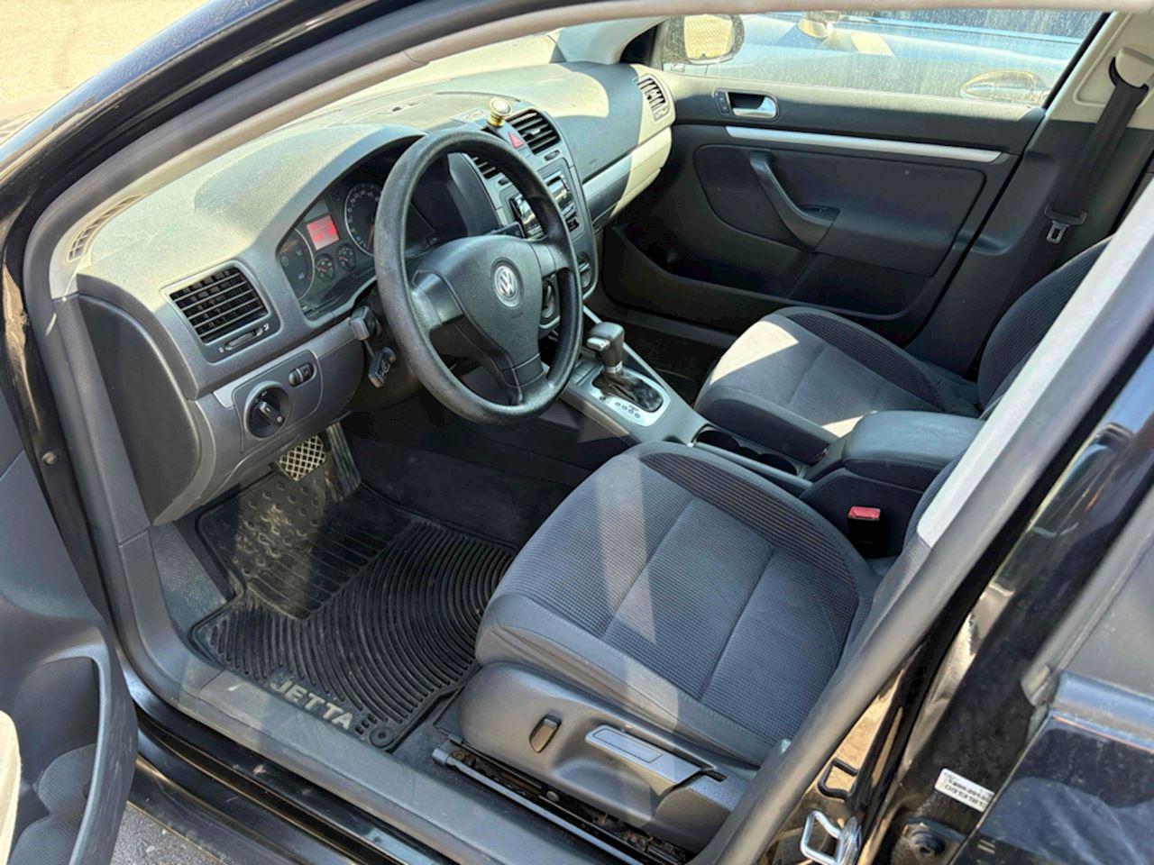 2006 Volkswagen Jetta Sedan 1.9L TDI Photo3