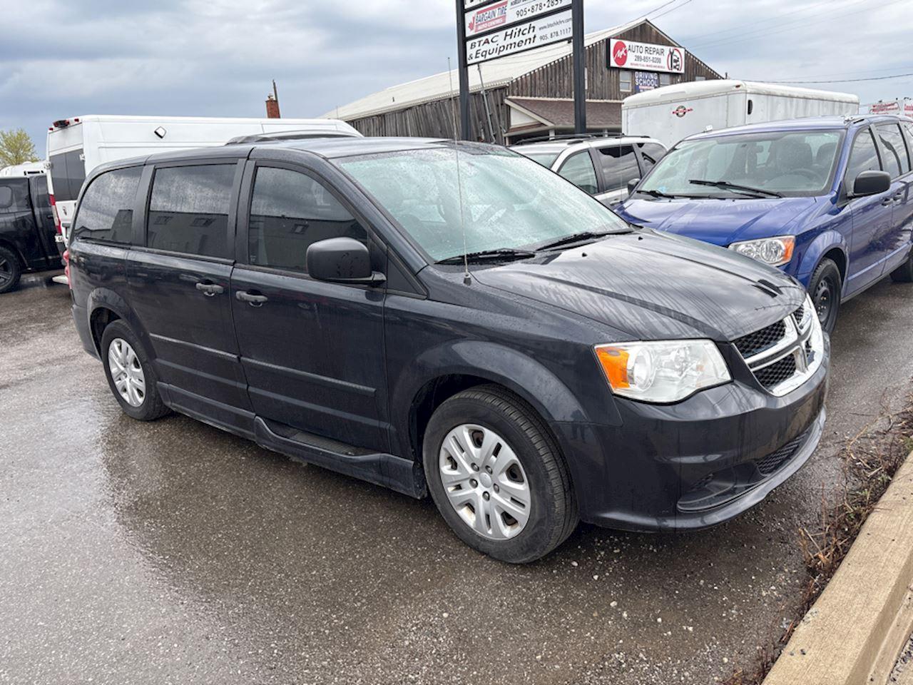 2013 Dodge Grand Caravan SE Photo0