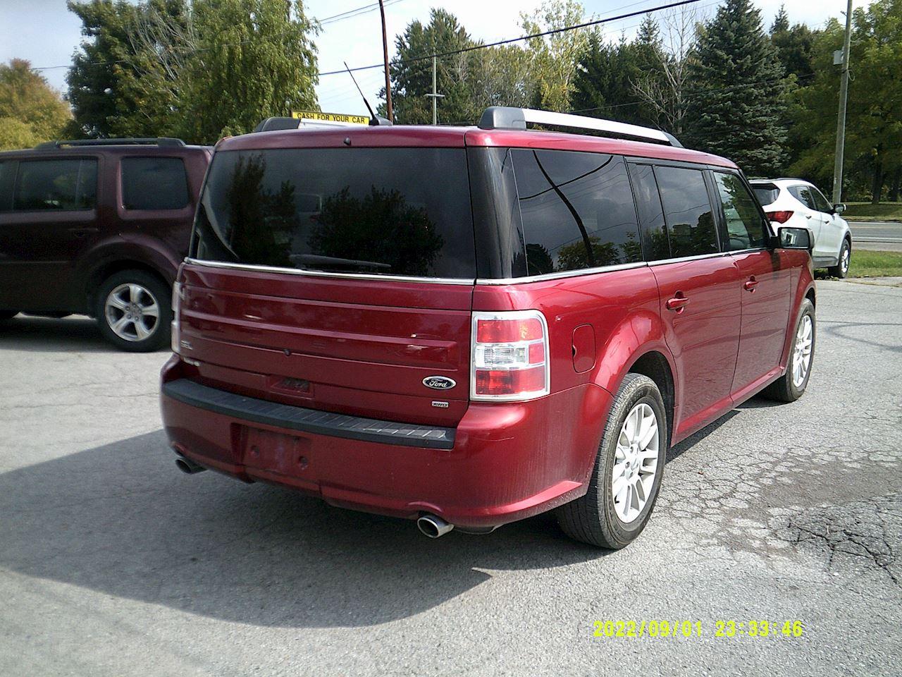 2014 Ford Flex SEL Photo2