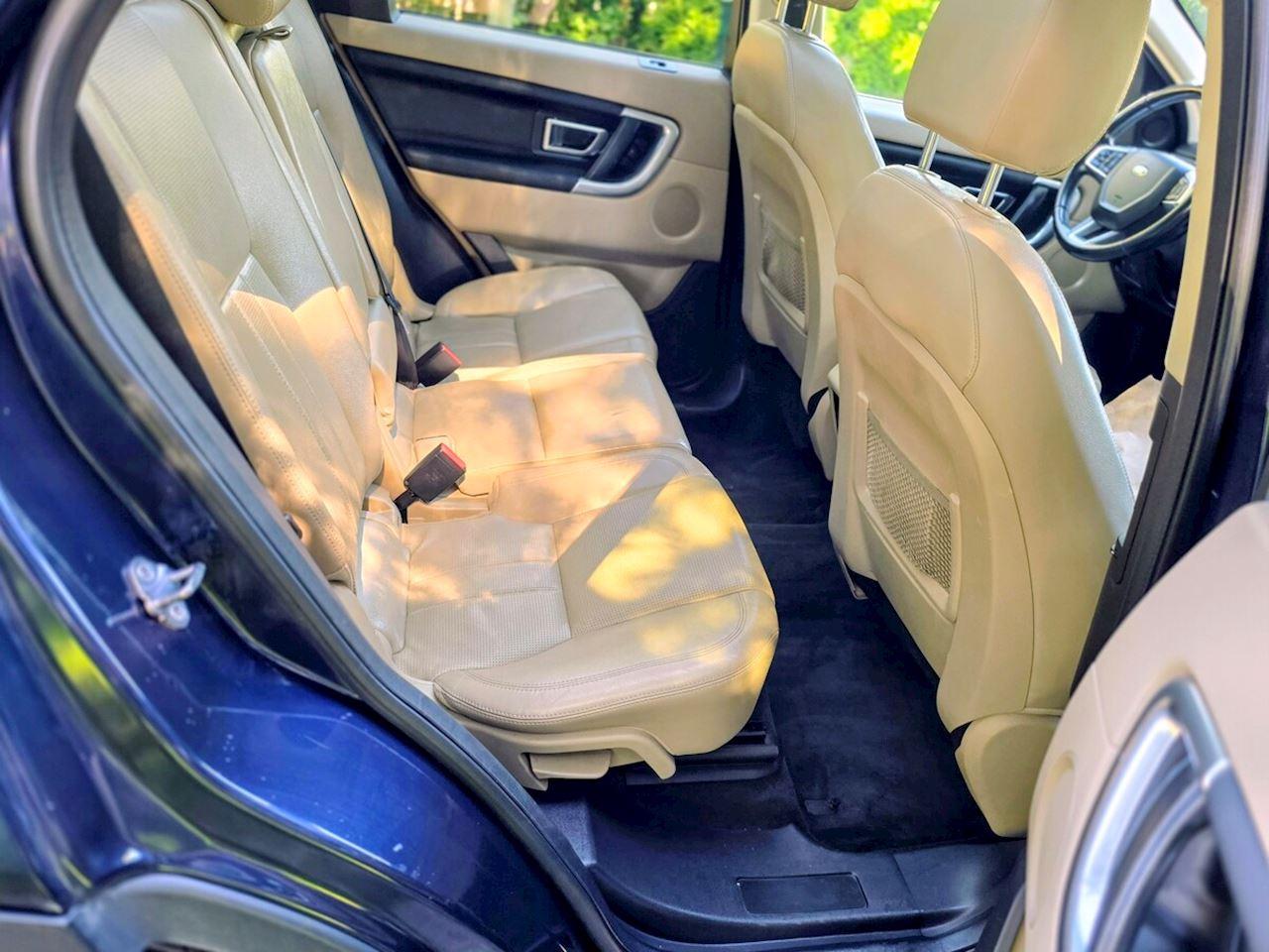 2016 Land Rover Discovery Sport HSE Photo