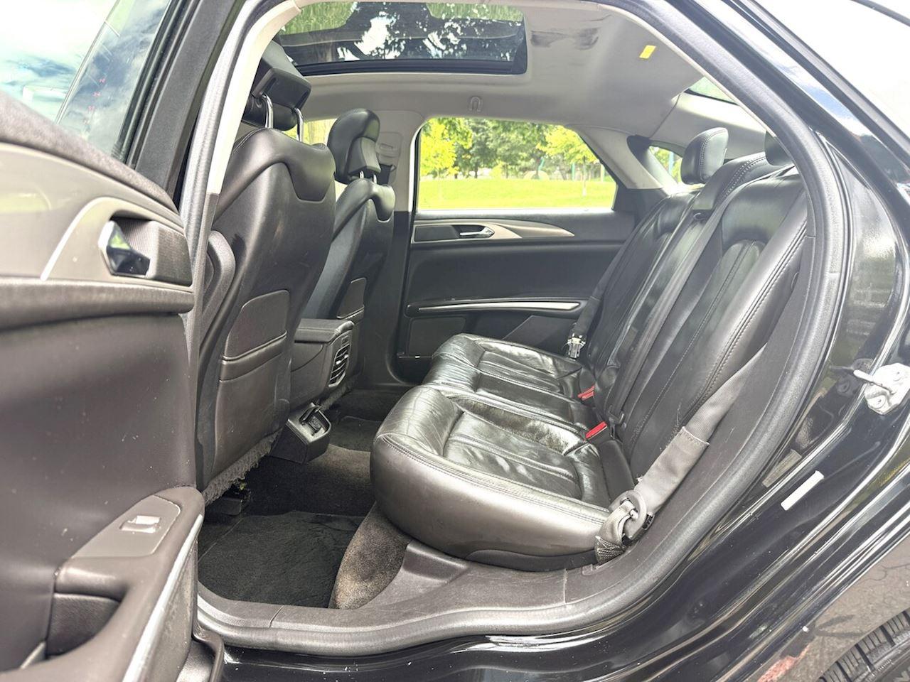 2014 Lincoln MKZ Hybrid Photo