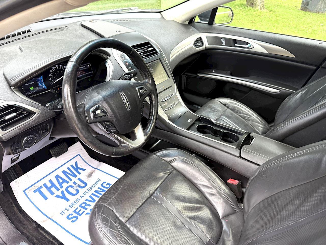 2014 Lincoln MKZ Hybrid Photo