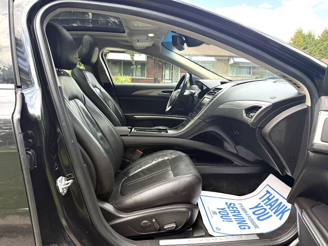 2014 Lincoln MKZ Hybrid Photo