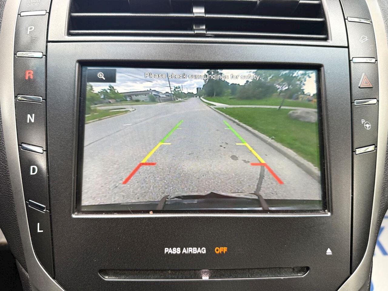 2014 Lincoln MKZ Hybrid Photo