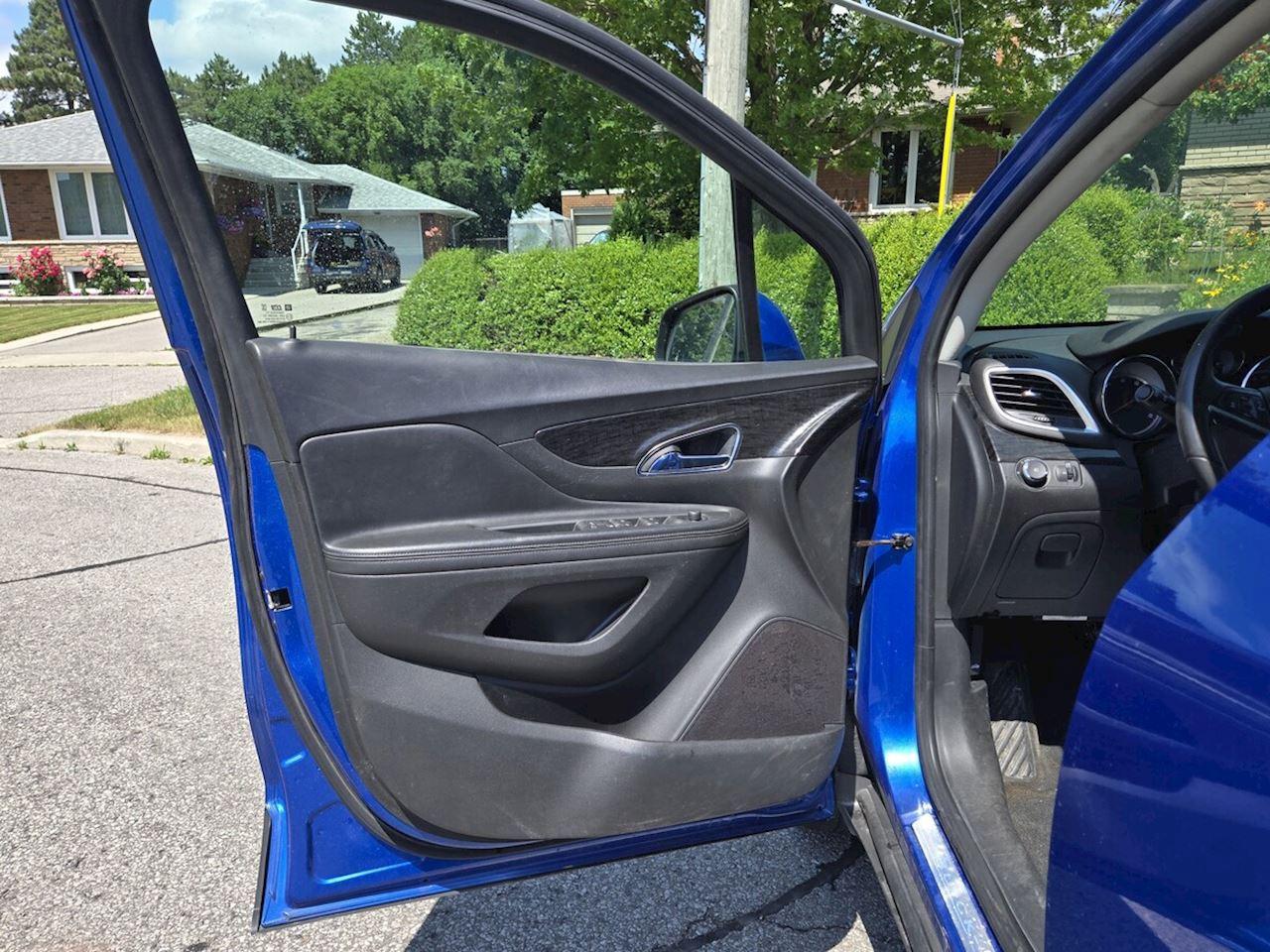 2016 Buick Encore Convenience Photo