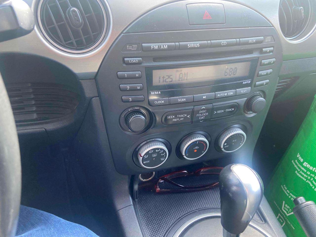 2009 Mazda MX-5 Miata Touring Photo2