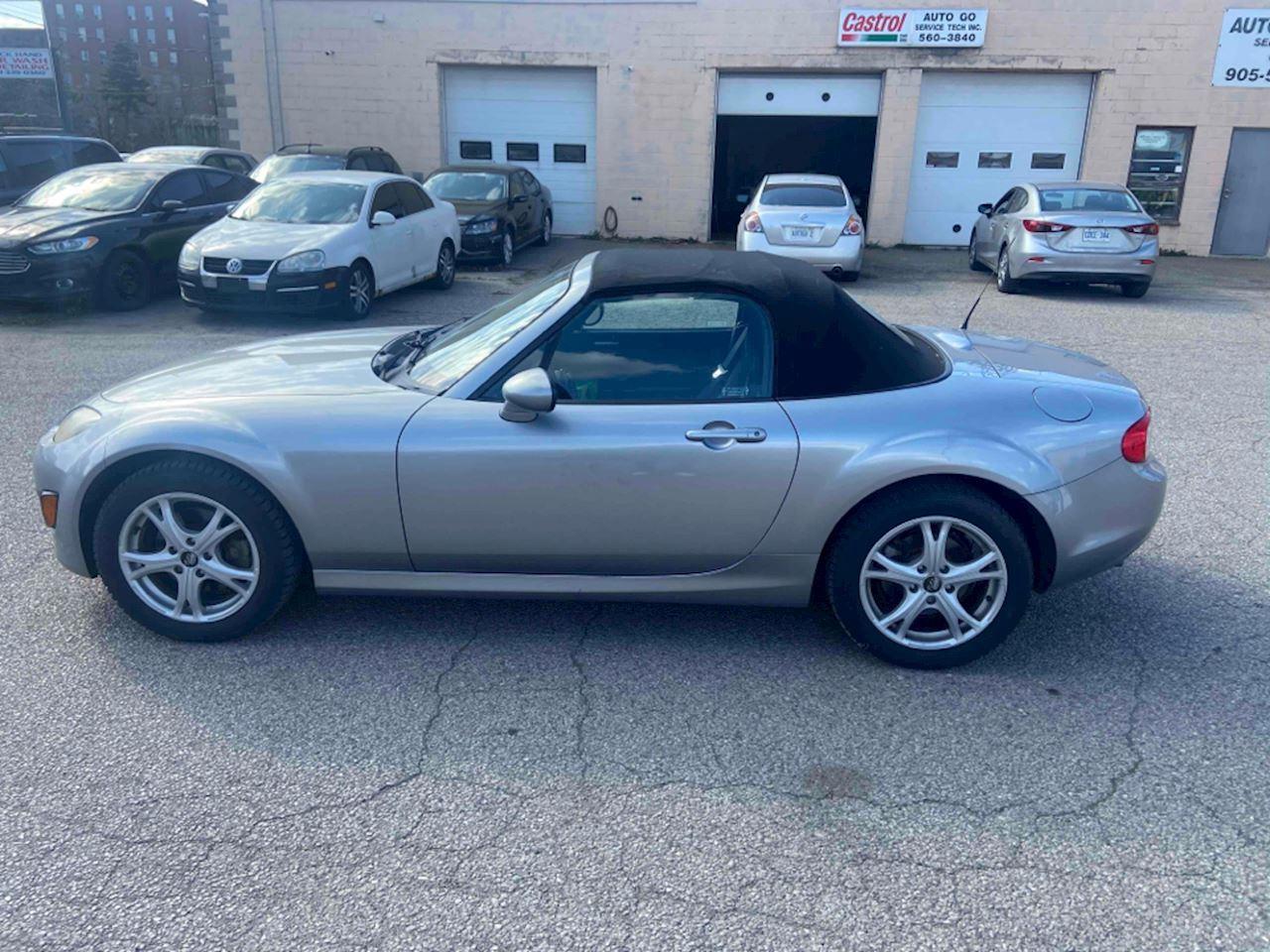 2009 Mazda MX-5 Miata Touring Photo
