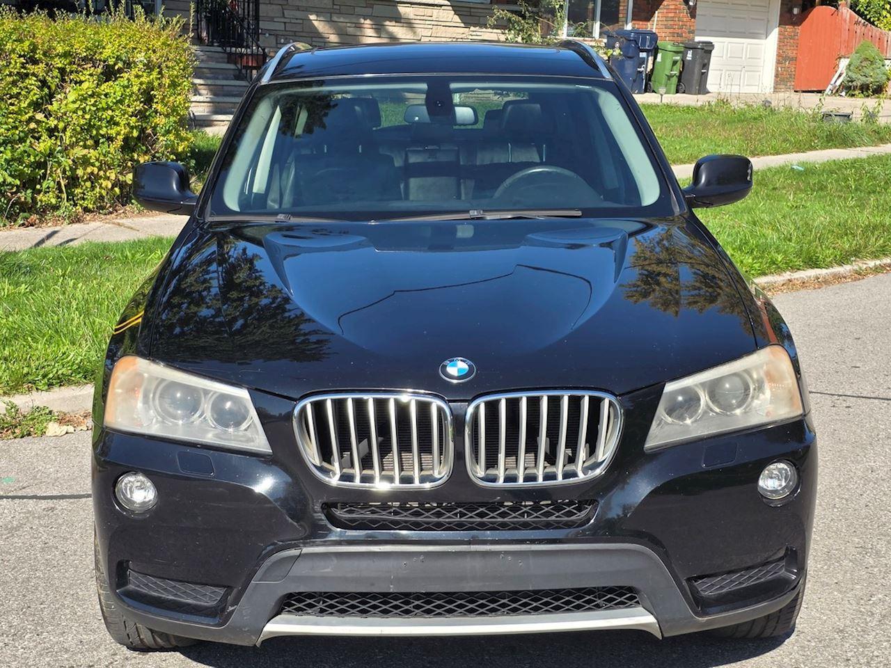 2011 BMW X3 28i Photo