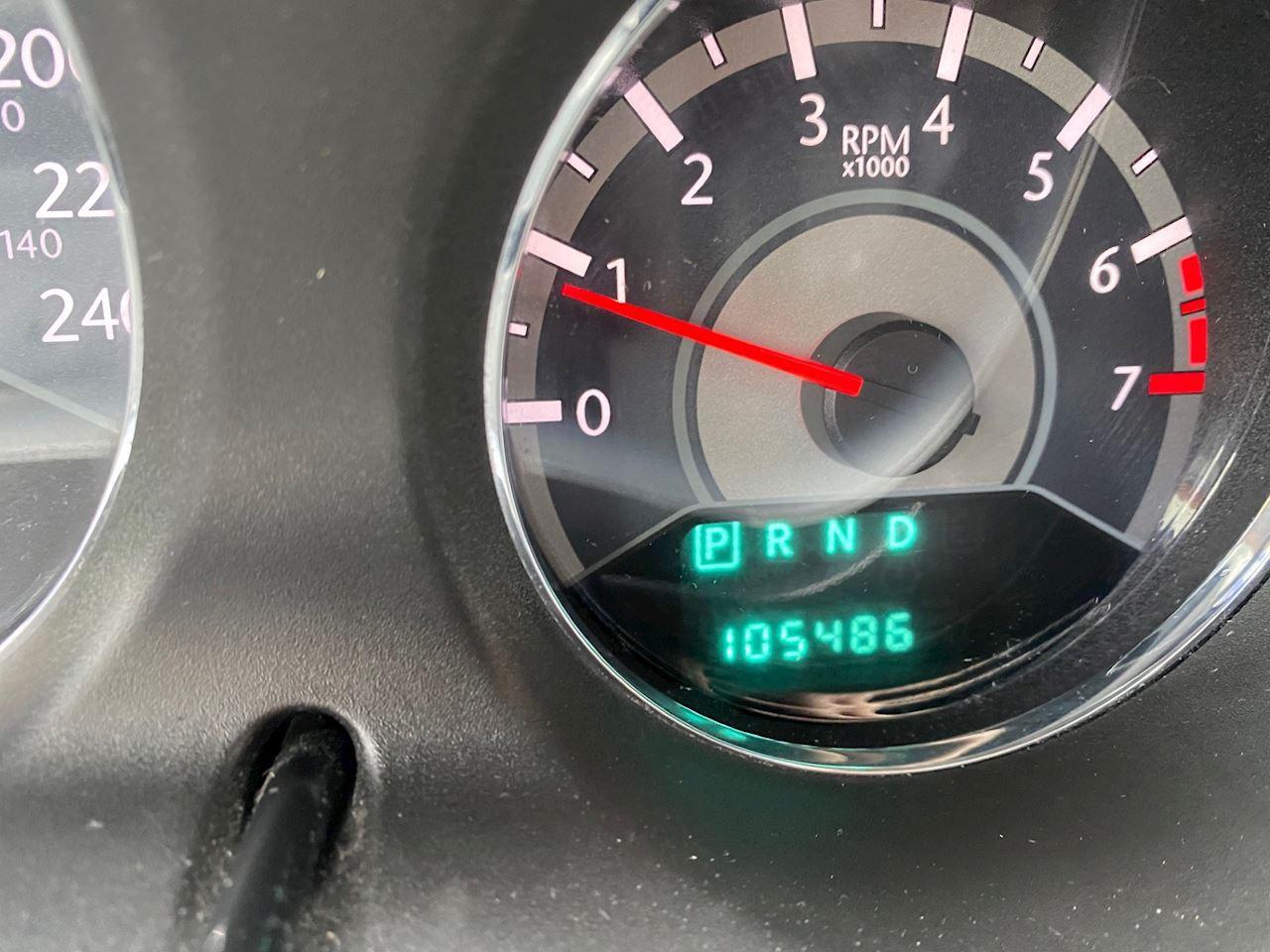 2013 Chrysler 200 Touring Photo