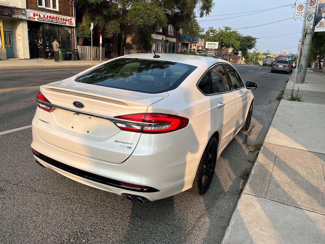 2017 Ford Fusion V6 Sport Photo