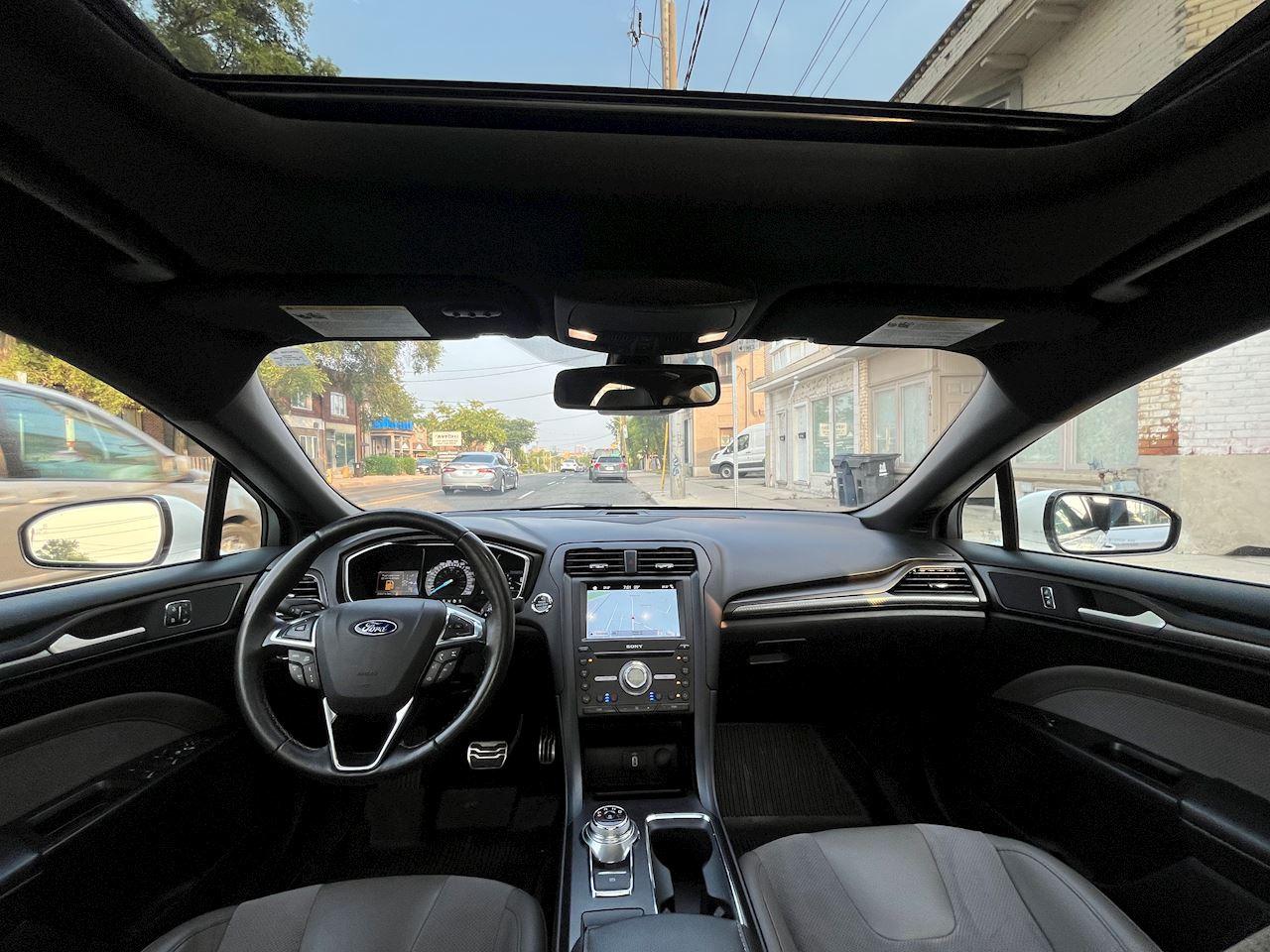 2017 Ford Fusion V6 Sport Photo