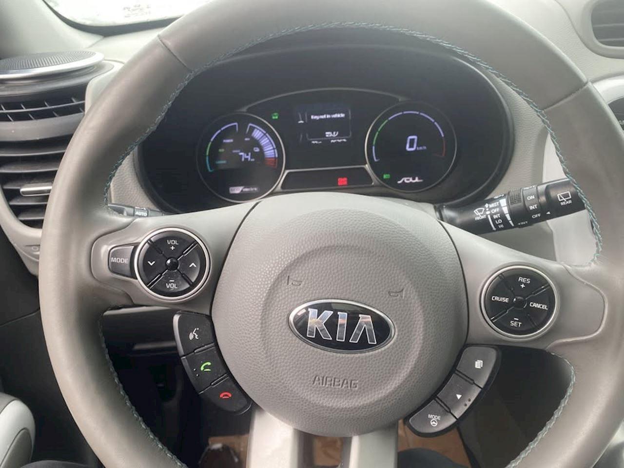 2016 Kia Soul EV Luxury Photo