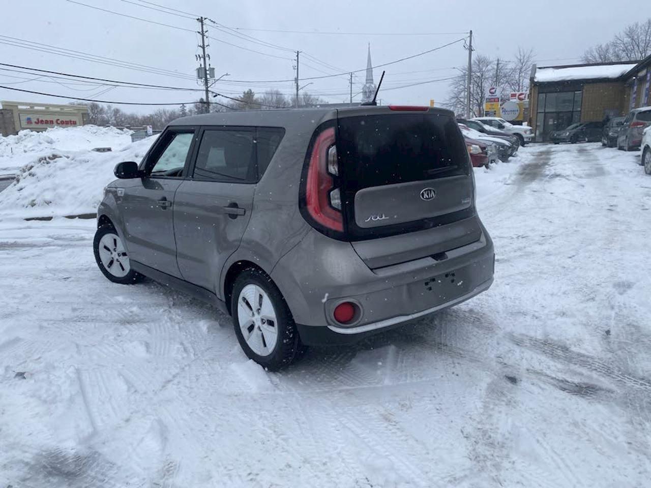 2016 Kia Soul EV Luxury Photo
