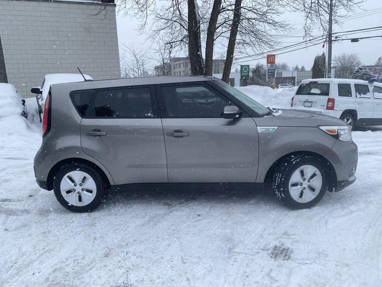 2016 Kia Soul EV Luxury Photo