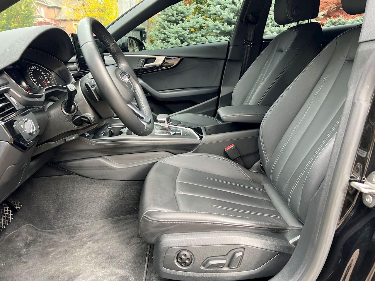 2024 Audi A5 Sportback Komfort Photo